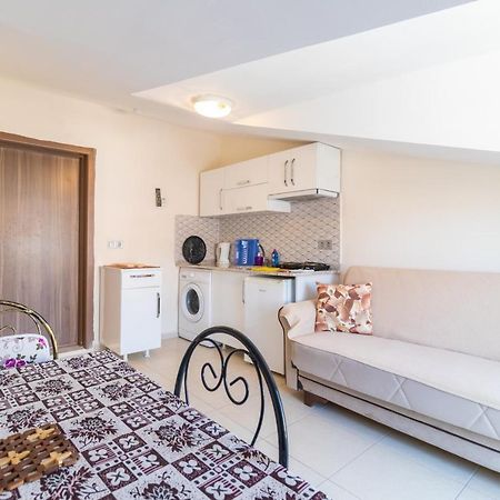 Apartments Near To City Center And Beach 말마리스 외부 사진