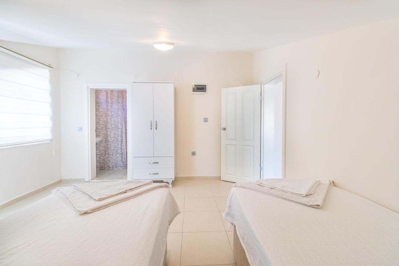 Apartments Near To City Center And Beach 말마리스 외부 사진