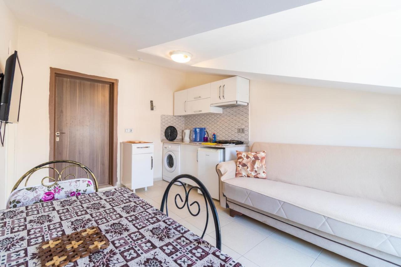 Apartments Near To City Center And Beach 말마리스 외부 사진