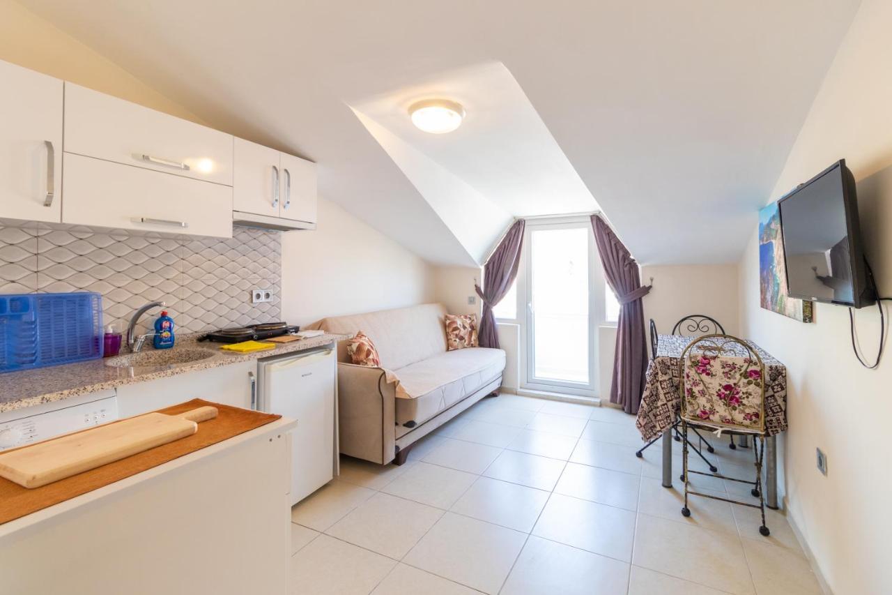 Apartments Near To City Center And Beach 말마리스 외부 사진