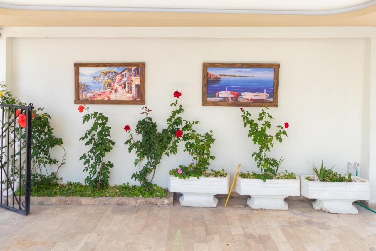 Apartments Near To City Center And Beach 말마리스 외부 사진