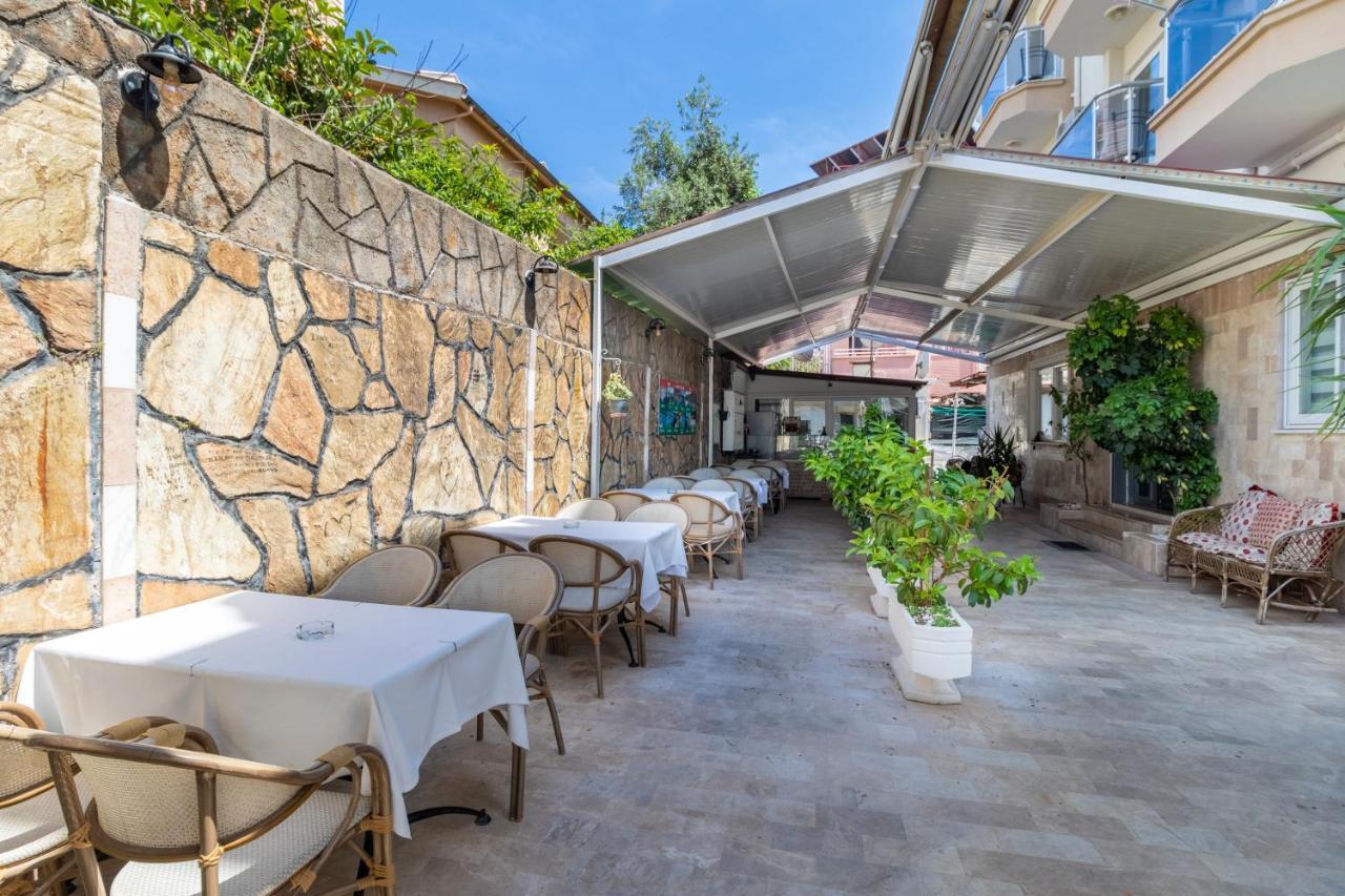 Apartments Near To City Center And Beach 말마리스 외부 사진