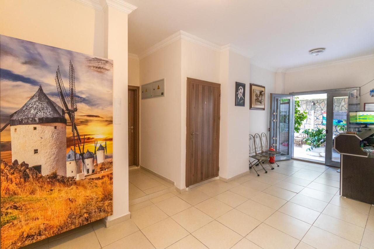 Apartments Near To City Center And Beach 말마리스 외부 사진